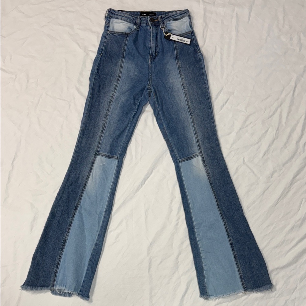 Almost Famous Junior Two-Tone Patchwork Flare High Rise Blue Jeans pant R13C